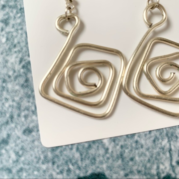 Silver Geometric Dangly Earrings with Sheer White Jewelry Bag - Picture 5 of 8